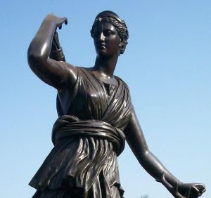Statue de la d�esse Art�mis